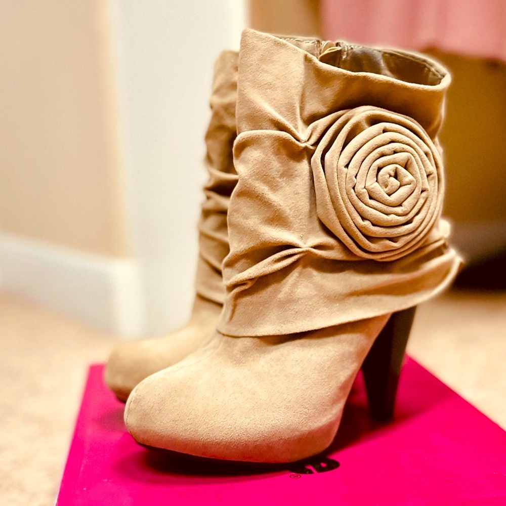 Dollhouse Booties